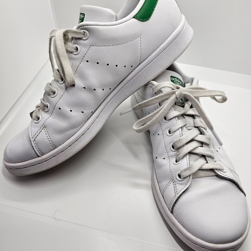 Adidas Stan Smith shoes Women's size 9.5